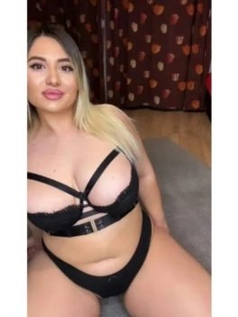escort image