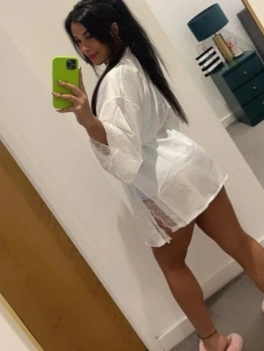 escort image