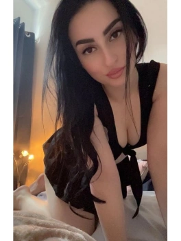 escort image