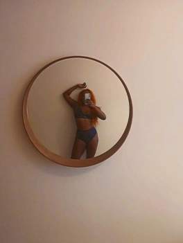 escort image