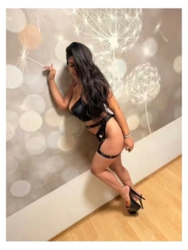 escort image