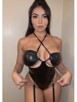 escort image