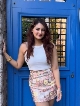 escort image