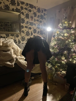 escort image