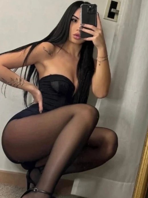 escort image