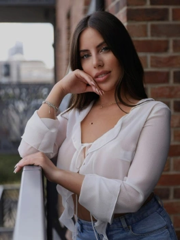 escort image