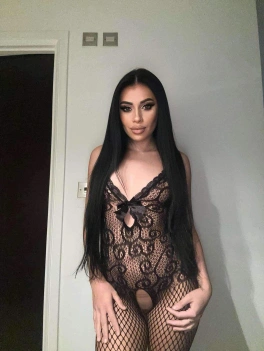 escort image