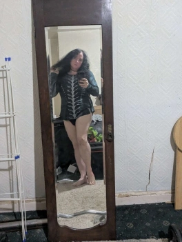 escort image