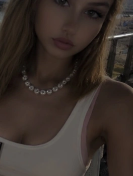 escort image