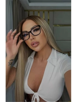 escort image