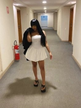 escort image