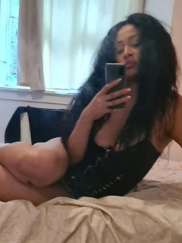 escort image