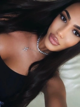 escort image