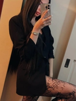escort image