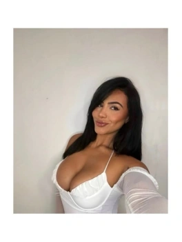 escort image