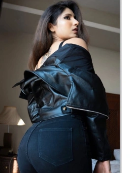 escort image