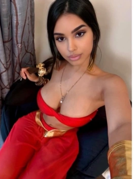 escort image