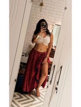 escort image