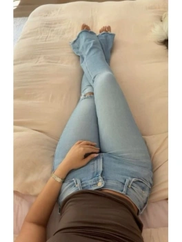 escort image