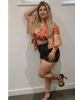 escort image
