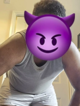 escort image
