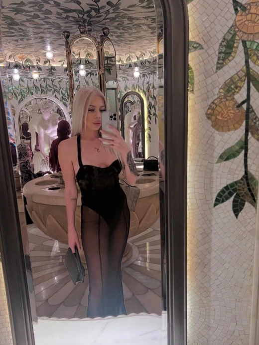 escort image