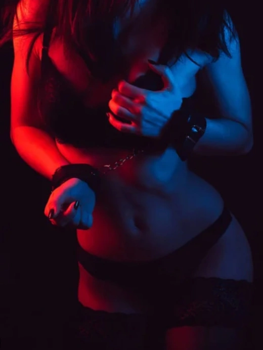 escort image