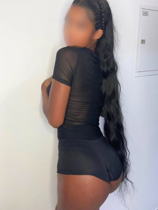 escort image