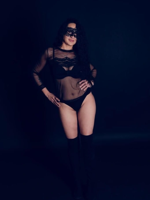 escort image