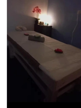 escort image