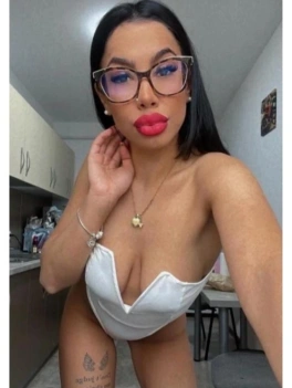 escort image