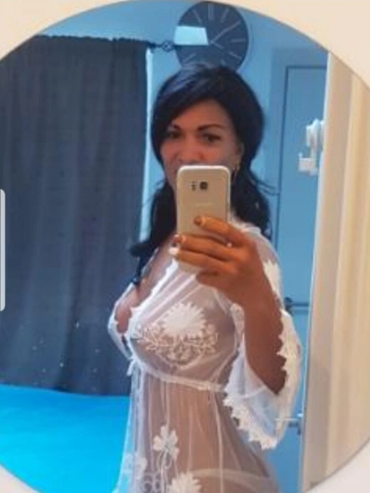 escort image