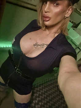 escort image