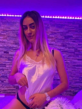 escort image
