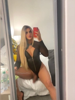 escort image