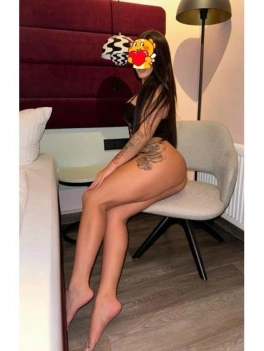 escort image
