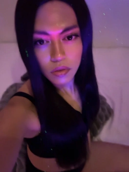 escort image