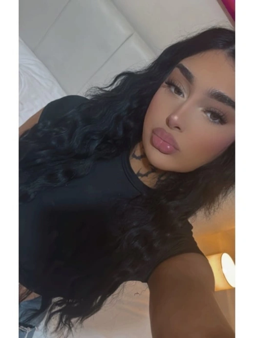 escort image