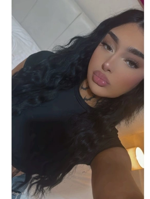 escort image