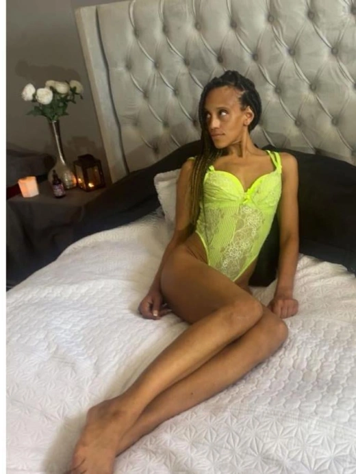 escort image