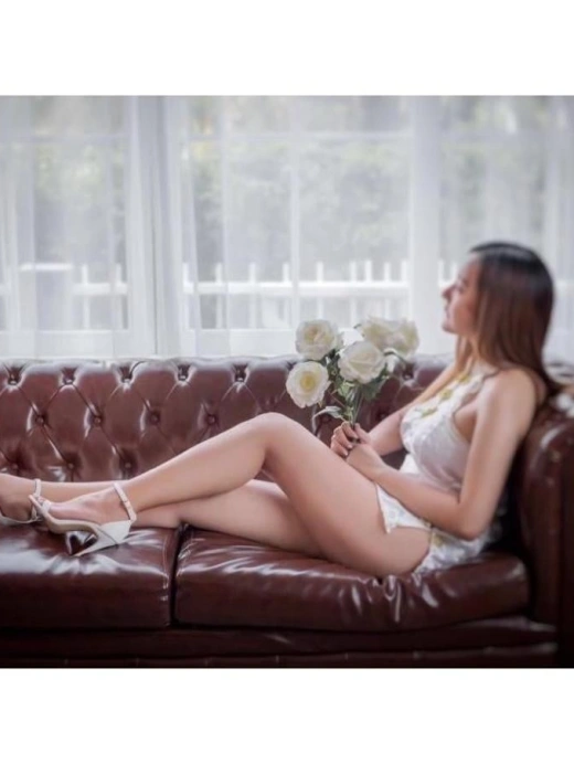 escort image