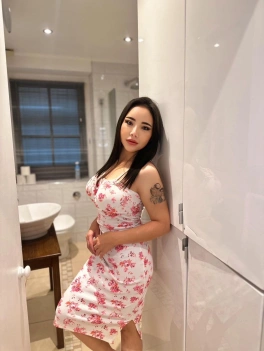 escort image